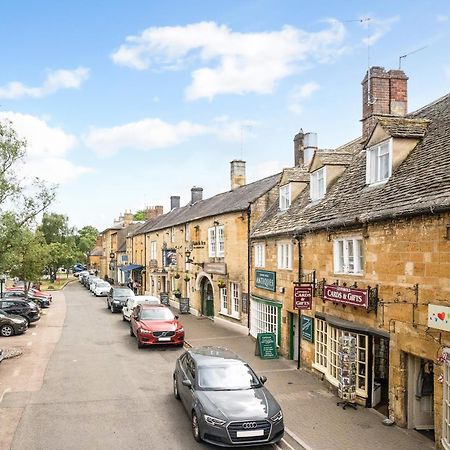 Apartamento Redesdale View, High Street With Private Garden Moreton-in-Marsh Exterior foto